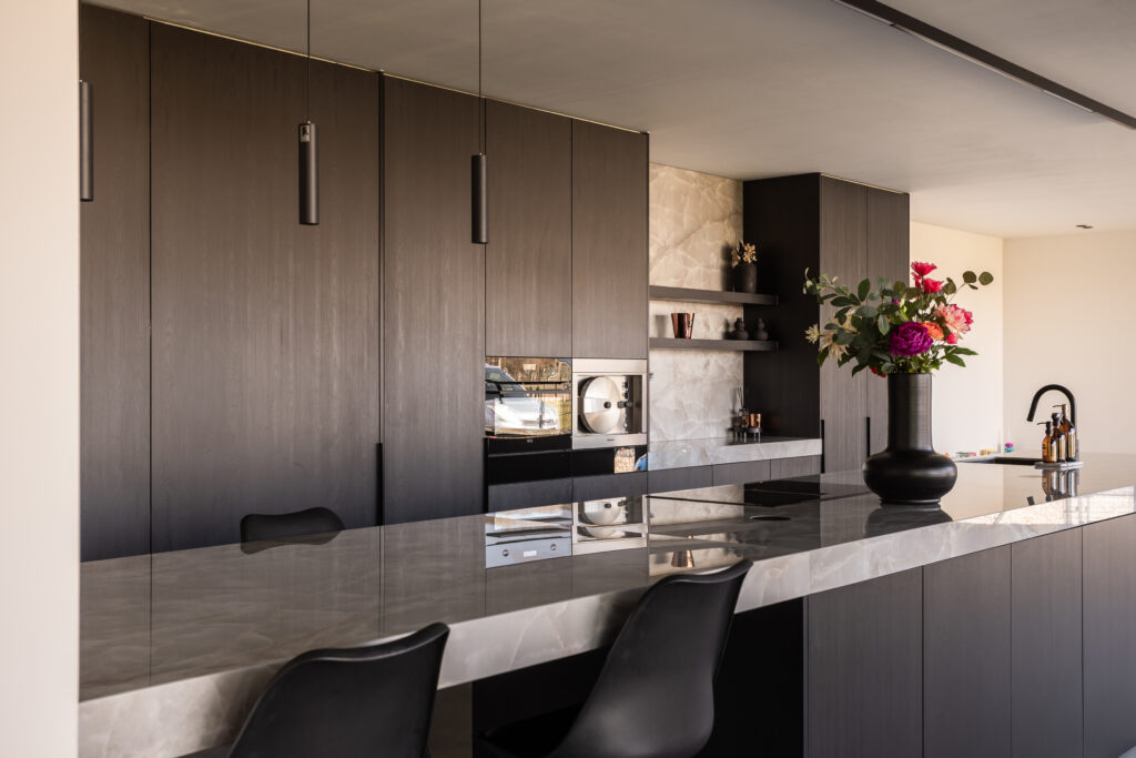Keuken hpl schaduwzwart keramiek onyx greeploos franke aeg miele 2