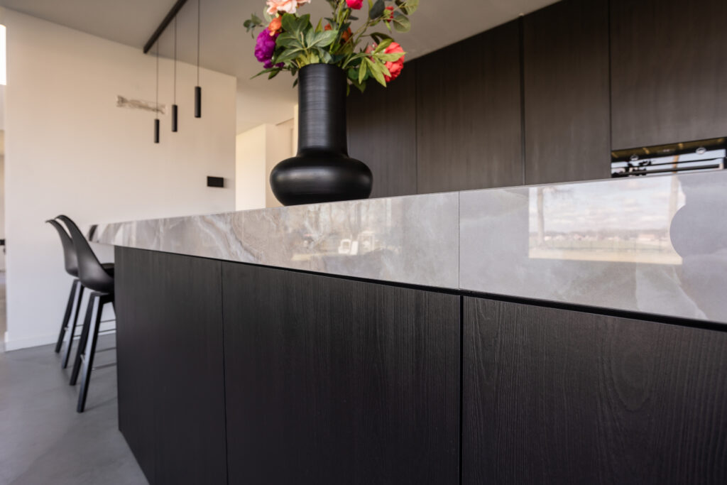 Keuken hpl schaduwzwart keramiek onyx tip on